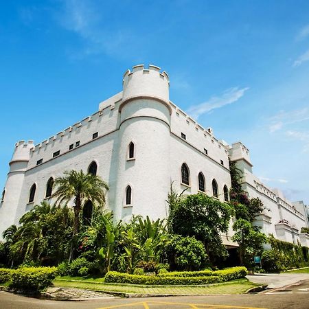 The Castle Ballet Taichung A Boutique Hotel מראה חיצוני תמונה